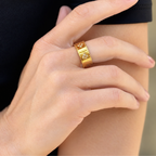Emi Clover Ring