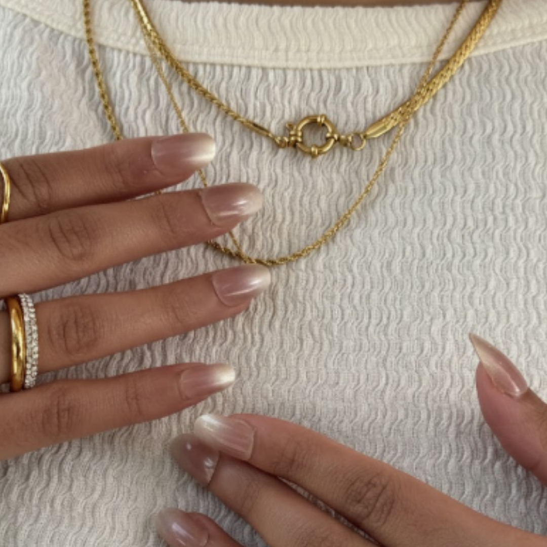 In the loop-luxe necklace