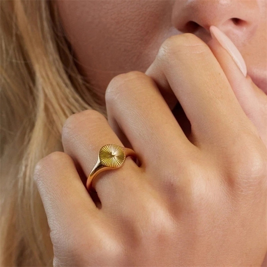 Sunburst ring