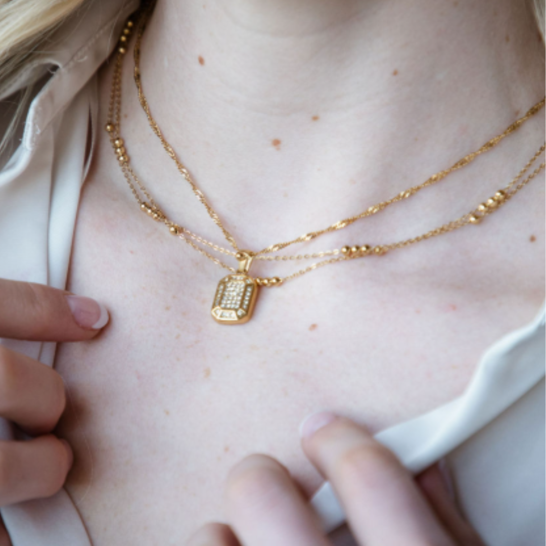 Double Layer Satellite Chain