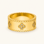 Emi Clover Ring with upright four-stone clover motifs and fine scalloped borders